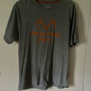 Realtree Men's Gray T-Shirt medium